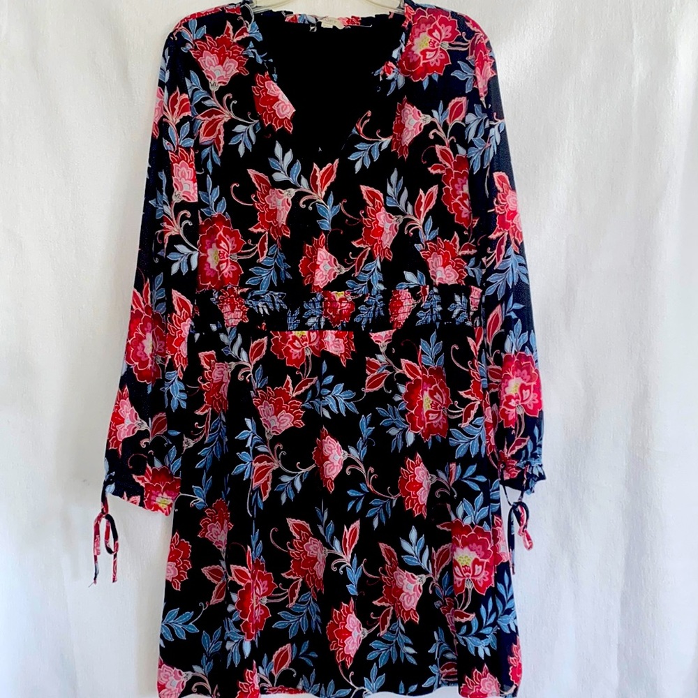 Sold ⚡️ Loft Floral Dress